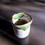 Soba Akitsu - 玄米茶は急須での提供なのが嬉しいですな。