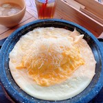 ジャンブーカ - 石焼チーズオムライス