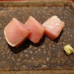 島津 - 佐渡島のメジマグロ