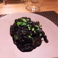 ARMONICO - ⚫イカ墨のスパゲット・クアドラード