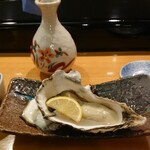 和食と鮨のに条 - 日本酒と生牡蠣