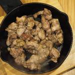 卓 - 赤鶏の塩焼きその１