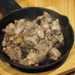 卓 - 赤鶏の塩焼きその３