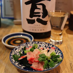 日本酒と私 - クジラベーコン(350円)