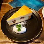 トトル - 植村さんのチーズケーキ（ラムレーズン）500円
