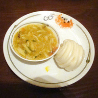 中国飯店 紫玉蘭 - 上海蟹の餡かけ？