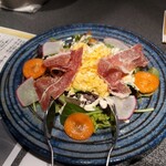 海鮮 イタリアンバル ルチアーノ - 温かいサラダ