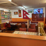 レスンガ - 内観