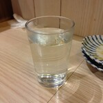 立呑み晩杯屋  - 熱燗、コップ酒がいい