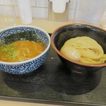 麺屋一燈 - 半熟味玉濃厚魚介つけ麺（\1,050）