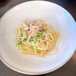 ビストロケンヂ - 柚子風味のクリームパスタです