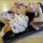 まこと屋 鈴鹿三日市町中央通り店 - 唐揚げ(5個・ごはん) 550円