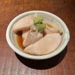 Ocha No Ko Saisai - お通し。鶏肉を鰹だしの汁とワサビで。