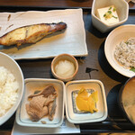 おいしい魚を食べさせる店 魚可津 - 