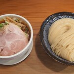 麺 一直 - つけそば大盛り・麻辣