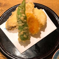 自家製粉石臼挽きうどん 青空blue 本店 - 