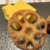 荒井屋 本店 - カステラ卵焼きと蓮根チップス