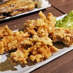 ひもの屋 - 鶏もも唐揚げ(Karaage)