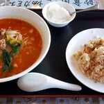 餃子坊 - タンタン麺半チャーハンセット　890円