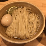 迂直 - 昆布水漬けつけ麺