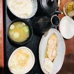 Ichiyaboshi To Kaisendon Dekitateya - 魚定食〜銀がれい