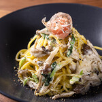 U-cafe - ほうれん草ときのこのクリームパスタ生ハム添え