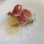 （h）etta - 下仁田葱のスフォルマート　生ハム