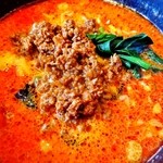 ユタの店 - 具には、肉味噌・ワンタン・青菜・桜海老が。。。