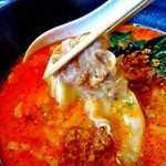 ユタの店 - 雲呑が入っています