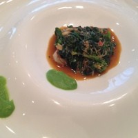 リュミエール - ローストしたかぶに、甲殻類のソースが！グリーンのかぶの茎と葉のソースがいいです♪