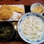 丸亀製麺 - 