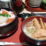 Notomae Sushi Morimori Sushi - かに味噌丼と香箱蟹のお味噌汁。