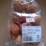 道の駅 掛川 - ごぼうドーナツもあったけど、無難に豆乳ドーナツ。。これ美味しい