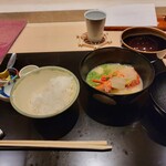 味あら井 - 土鍋ご飯、伊勢海老の味噌汁