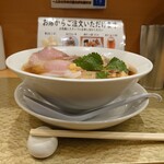 なにわ 麺次郎 - 横から