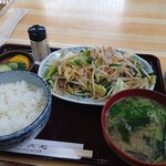 利久庵 - 肉野菜炒め定食 ￥810
