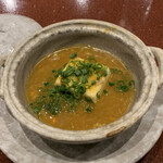 中華寝台 - もうすぐ終わりの上海蟹をしっかりの湯豆腐。こちらも、魚のアラで出汁をとって丁寧に。