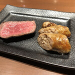 Nikuyama - この日の牛肉は全部熊本のあか牛、右の蝦夷なんとかのソーセージは絶妙な味付けで良かった。
