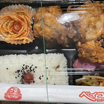 ベイコック - から揚げ弁当　570円