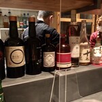 天天厨房 - ジンが並ぶ