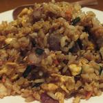 福建家庭料理 旬の香 - 「玉子炒飯」：豚バラをじっくりと炒めて
      旨みを充分に引き出しているから旨みとコクが濃厚！
      