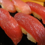 Wakamatsu Sushi - マグロ握り