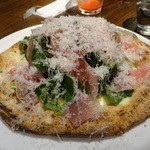 タケル クインディチ - 下にチーズがたっぷり