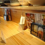 創作家庭料理 ソラクル - 店内カウンター席の様子