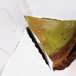 アン フルティエール - 奇跡的に残ってたケーキ一個を購入。焼き菓子は売り切れてました(12時半頃)