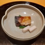 割烹 渡邊 - ぶりの照り焼き