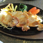 レストランふじね - 肉が柔らかいポークジンジャー！