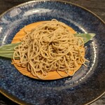 蕎麦割烹　黒帯 - 十割そば「細打ち」990円