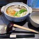 ががちゃ屋 - 牡蠣入り　味噌煮込みうどん
