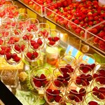 ザ・テラス - いちご食べ放題コーナー